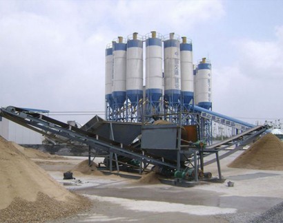 中交篩沙機(jī)現(xiàn)場(chǎng)