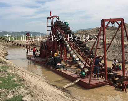 挖沙水洗設(shè)備